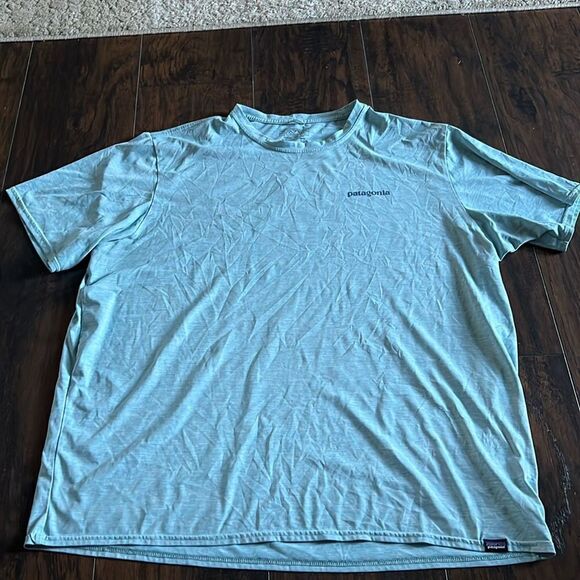 PATAGONIA P-6 LOGO RESPONSIBLY
TEE BIG SKY BLUE size XL 50+ UPF outdoor activity - Picture 1 of 6